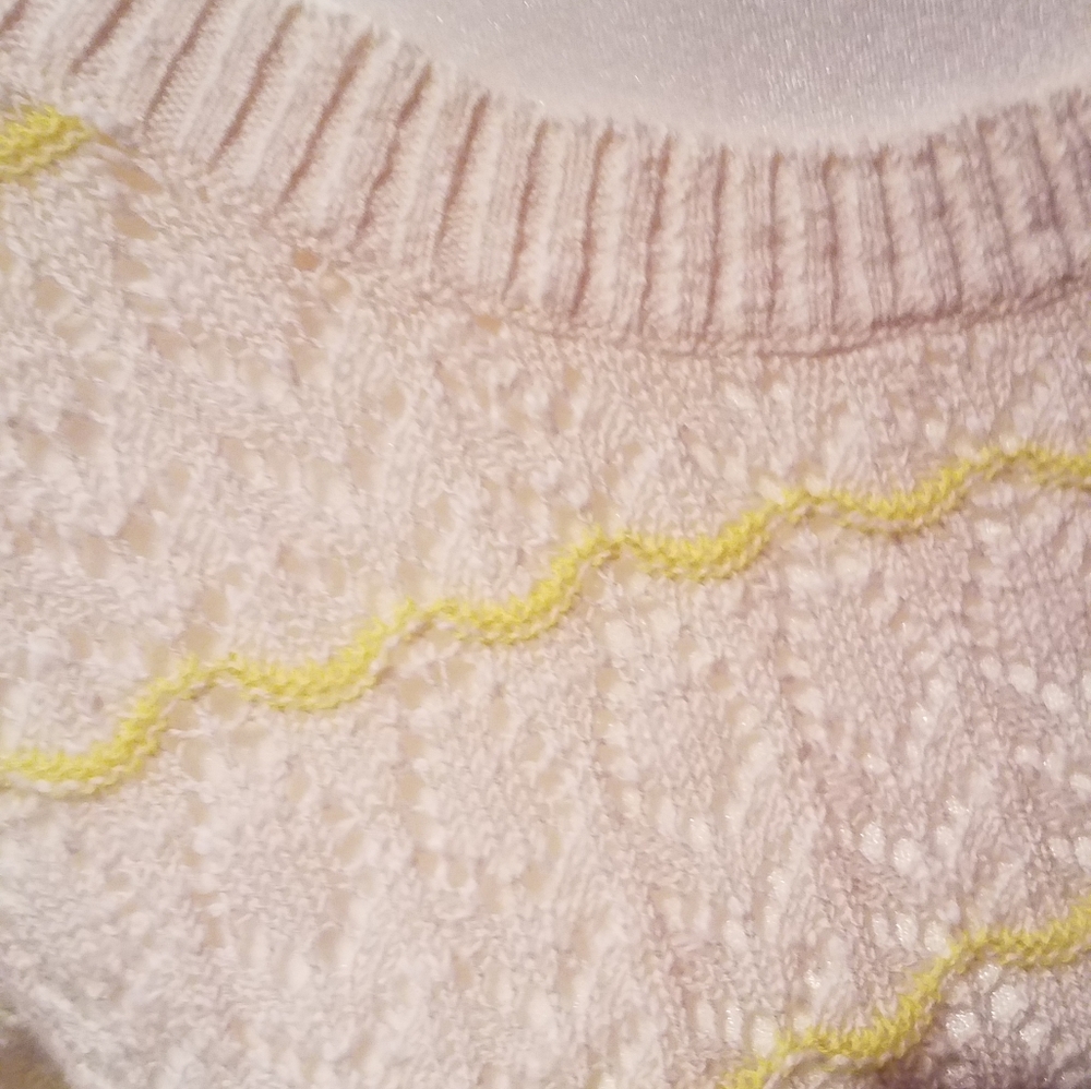 Cristopher & Banks thin sweater - Picture 6 of 8